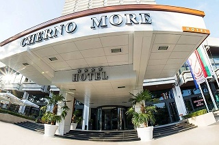 Cherno More