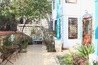 Delight Deluxe Boutique Hotel