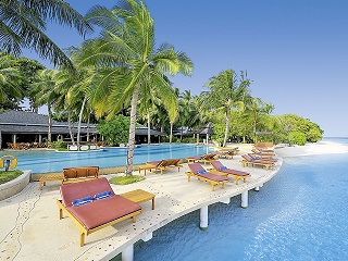 Royal Island Resort & Spa