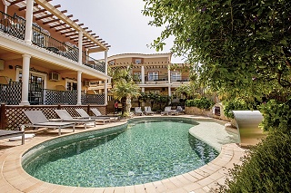 Charming Residence Dom Manuel I