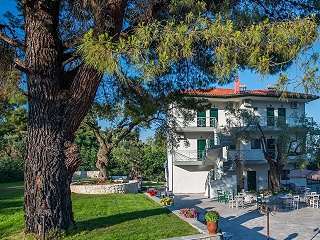 Mirabilia Boutique Hotel