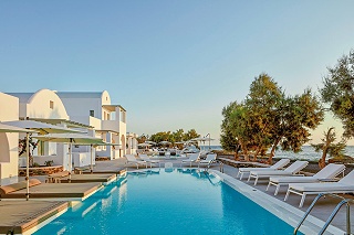 Costa Grand Resort & Spa