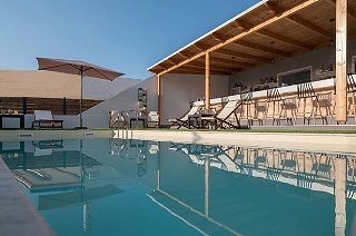 Pasiphae Hotel