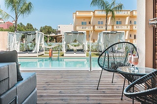 Epos Luxury Hotel