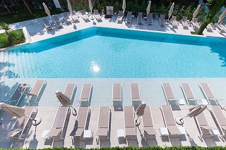 ibis Styles Golden Sands Roomer Hotel