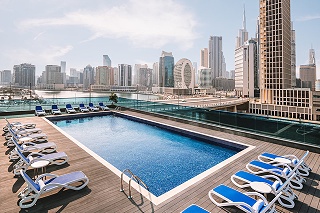 Radisson Blu Hotel, Dubai Canal View