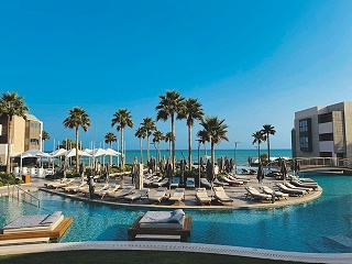 AMIRA Luxury Resort & Spa