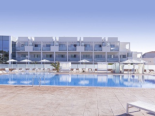 Blanco Hotel Formentera