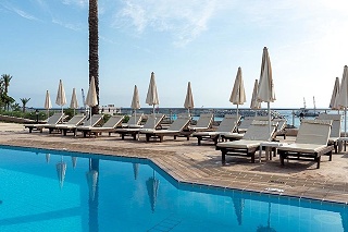 MyroAndrou Hotel Apartments