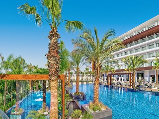 Amanti Made ForTwo Hotels