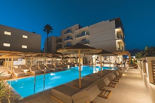 Cabana Blu Hotel & Suites