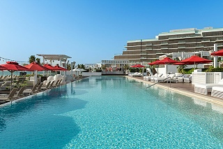 Th8 Palm Dubai Beach Resort Vignette Collection