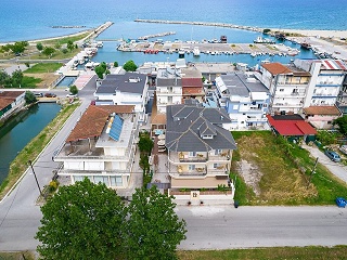 ELLE Rooms & Suites