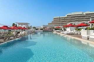 Th8 Palm Dubai Beach Resort Vignette Collection