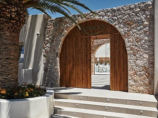 Apricus Suites Hotel