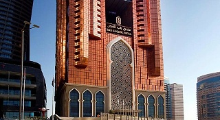 Bab Al Qasr Hotel