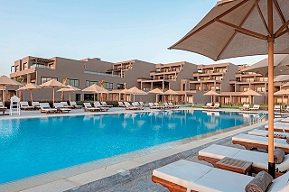 Sentido Naga Bay