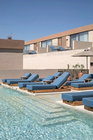 Este Elegant Suites & Villas