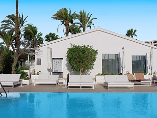 HL Miraflor Suites Hotel