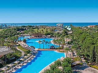 Lara Barut Collection