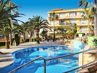 Club Simó Affiliated by Senator