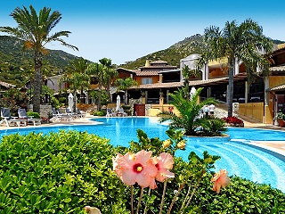 Cruccuris Resort