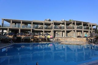Dionysos Hotel & Suites