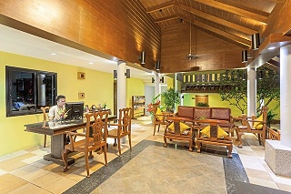 By The Sea Phuket Beach Resort