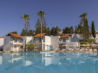 Kapetanios Aqua Resort