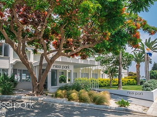 Nissi Park Hotel