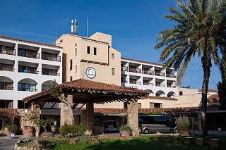 Coral Beach Hotel & Resort