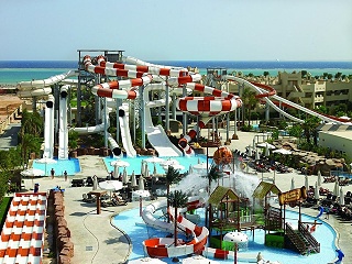 Coral Sea Water World Resort