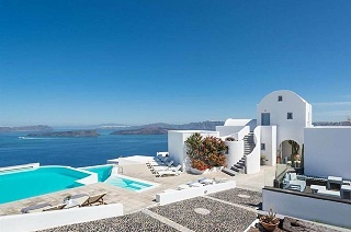 Apanemo Hotel And Suites