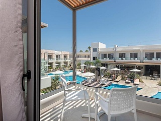 Oneiro Boutique Hotel