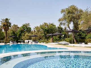 Mr & Mrs White Corfu