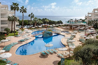 Tropic Garden Hotel & Apartments