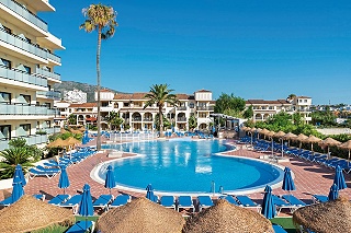 Hotel Puente Real