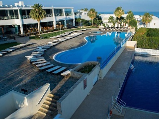 Theo Sunset Bay Hotel