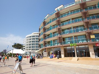 Seabreeze Hotel