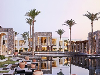 Amirandes, A Resort to Live