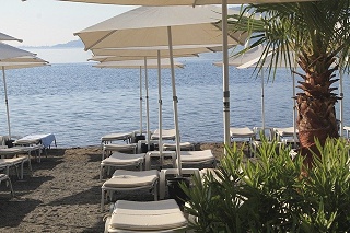 Yunus Hotel