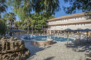 Hotel Vasilikos Beach