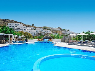 Kamari Hotel