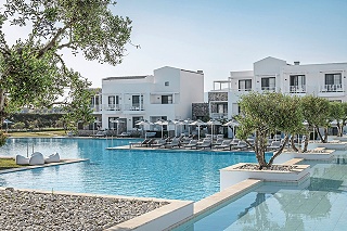 Diamond Deluxe Hotel