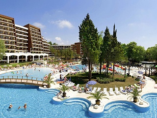 Flamingo Grand Hotel & Spa