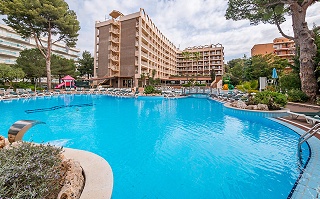 Golden Avenida Suites