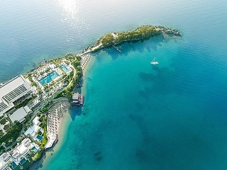 Corfu Imperial, A Resort to Live