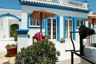 Villa Akis