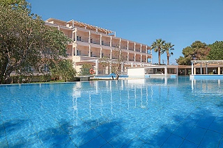 Cavomarina Beach Hotel