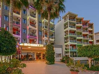 Monart City Hotel